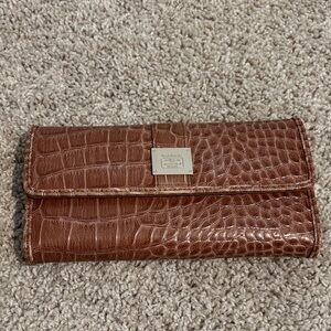 NWOT Crocodile Liz Claiborne Wallet